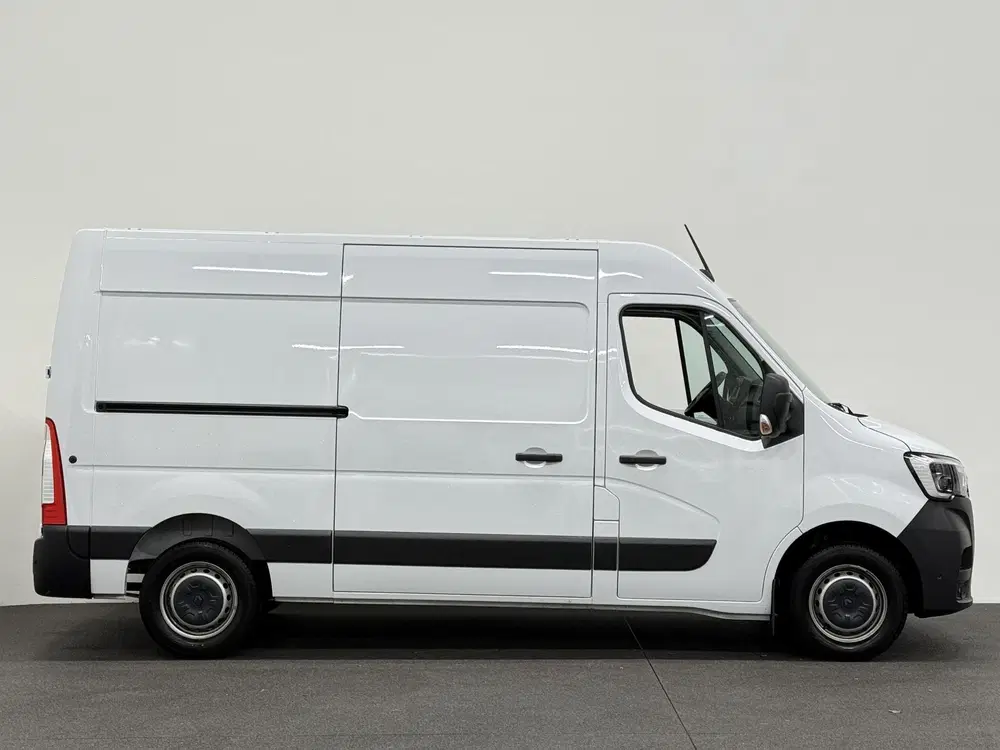 Renault Master T33 2.3 dCi 135 L2H2 Airco Cruise control uit 2024, foto 5