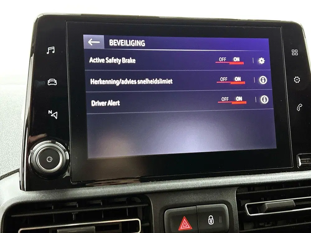 Opel Combo 130pk L1 Automaat Apple Carplay Trekhaak P uit 2023, foto 13