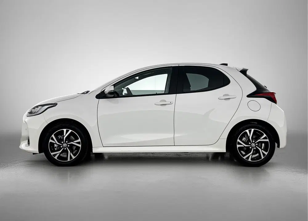 Toyota Yaris 1.5 Hybrid 115 First Edition Comfort Pack uit 2025, foto 3