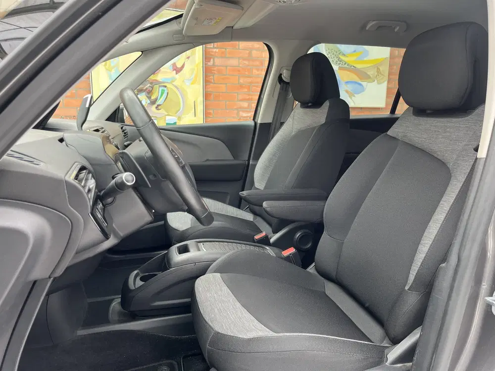 Citroën Grand C4 SpaceTourer PureTech 130 EAT8 Automaat Bus uit 2021, foto 8