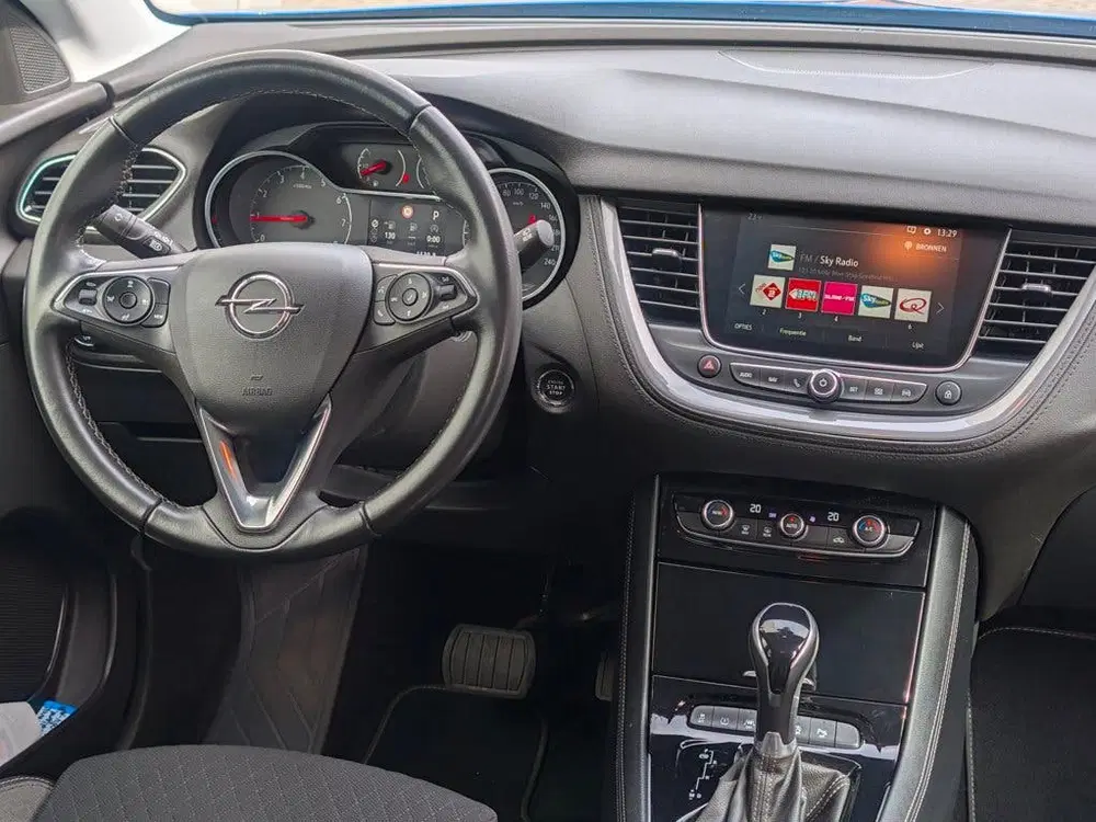 Opel Grandland 1.2 Turbo Innovation uit 2019, foto 12
