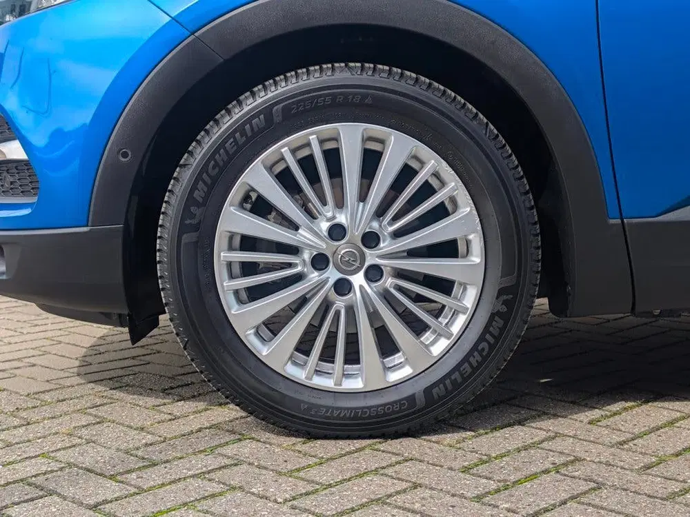 Opel Grandland 1.2 Turbo Innovation uit 2019, foto 3