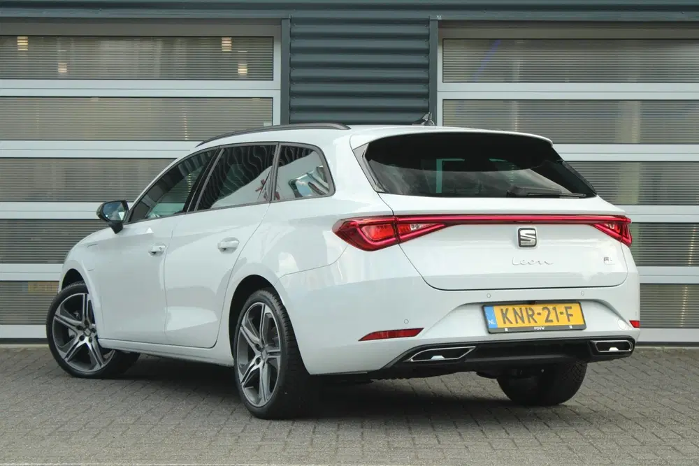 SEAT Leon 1.5 TSI 204pk DSG e-Hybrid FR Busines uit 2026, foto 12