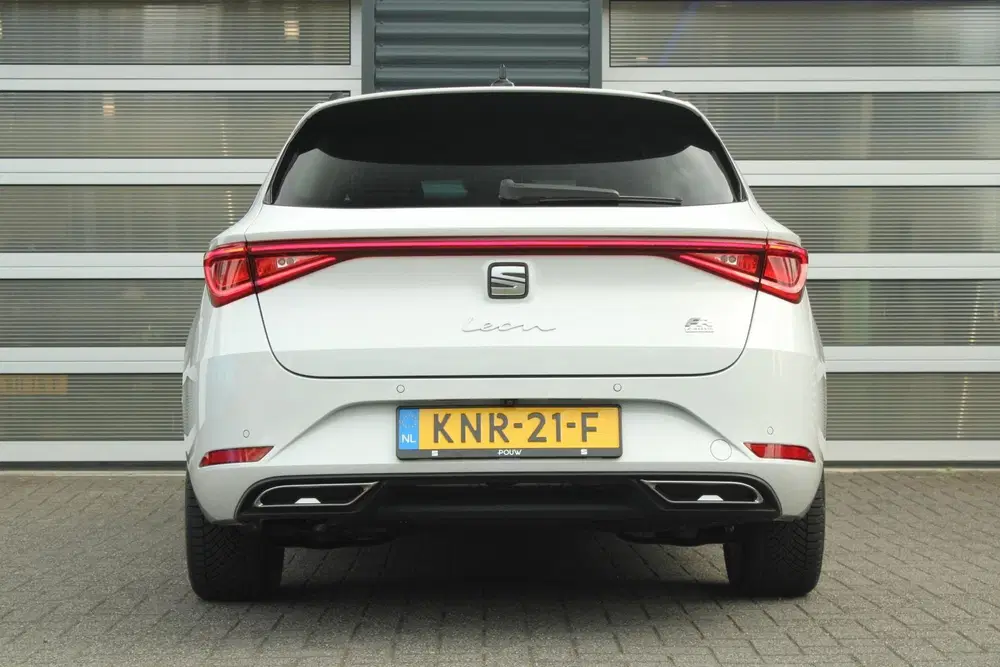 SEAT Leon 1.5 TSI 204pk DSG e-Hybrid FR Busines uit 2026, foto 9