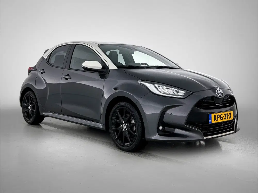 Toyota Yaris 1.5 Hybrid Executive uit 2022, foto 15