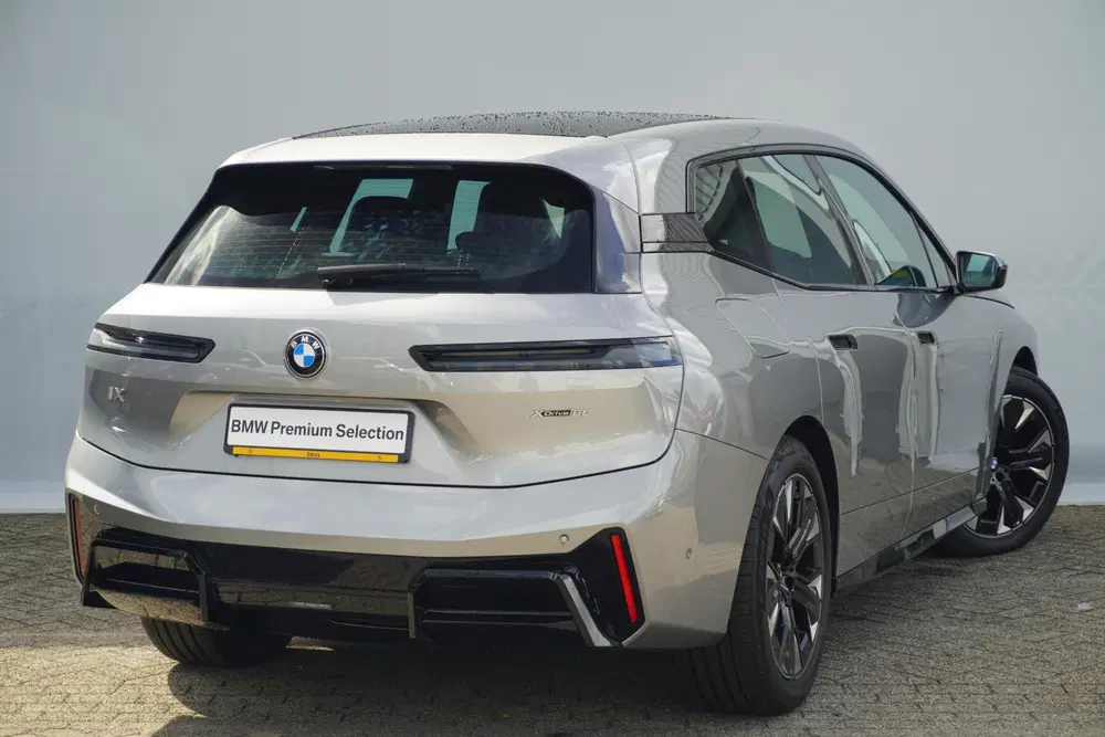 BMW iX xDrive60 uit 2026, foto 2