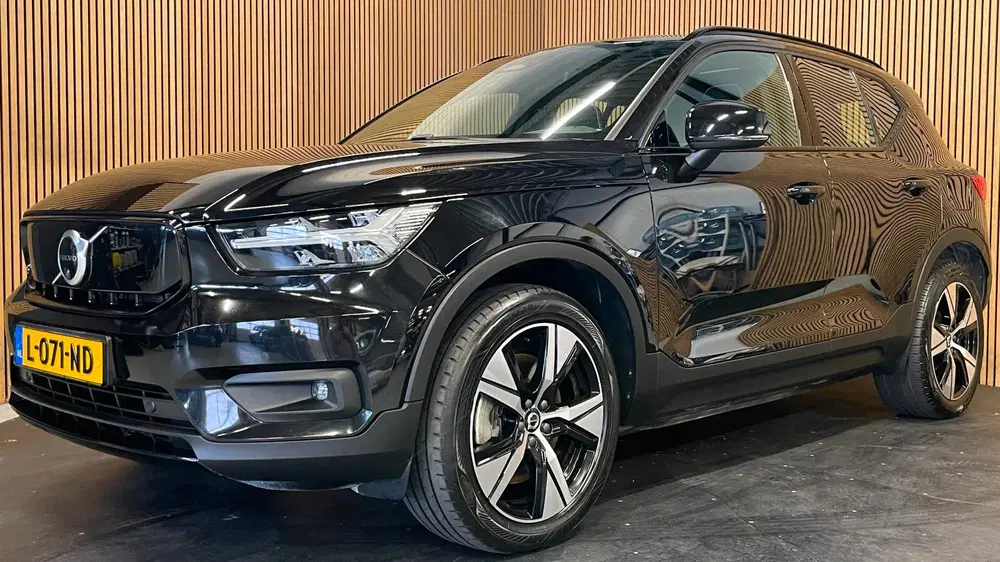 Volvo XC40 Recharge P8 AWD R-Design uit 2021, foto 5