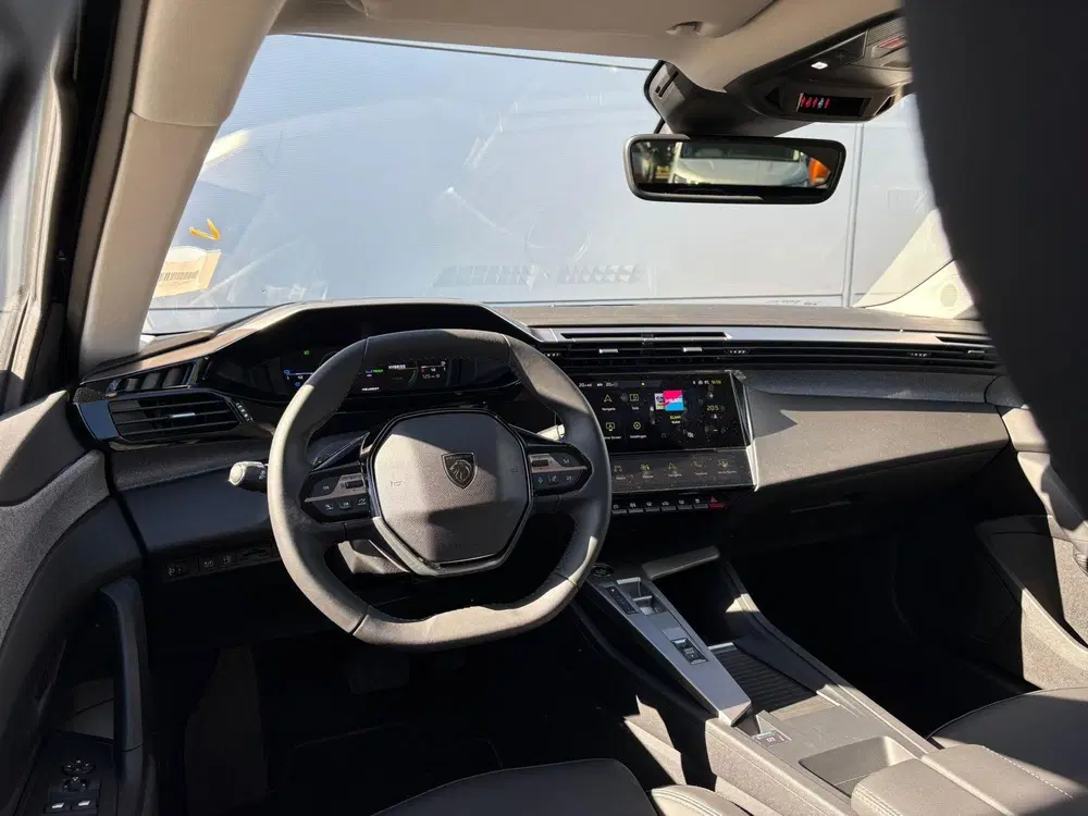Peugeot 408 1.6 HYbrid 225 EAT8 Allure Avantage uit 2025, foto 10