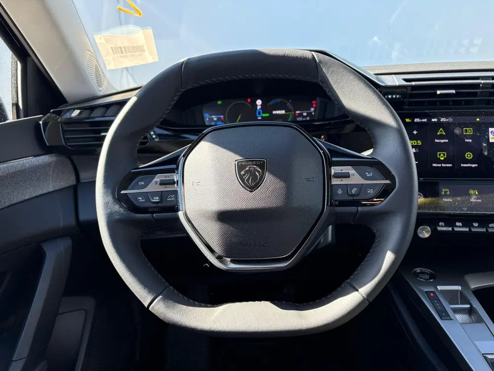 Peugeot 408 1.6 HYbrid 225 EAT8 Allure Avantage uit 2025, foto 11
