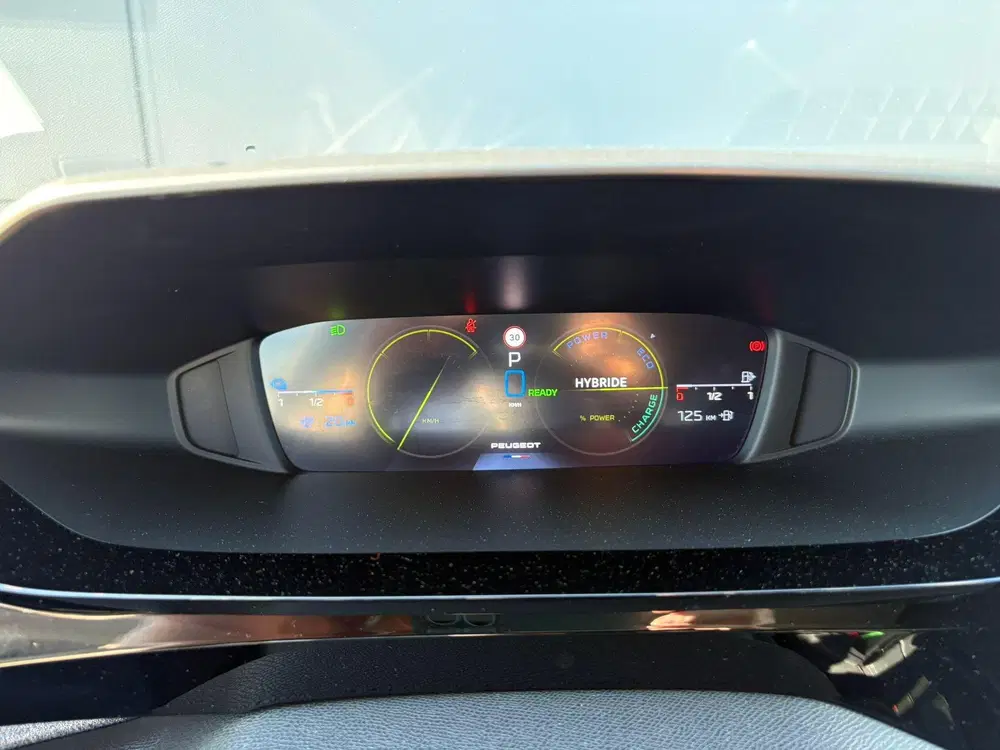 Peugeot 408 1.6 HYbrid 225 EAT8 Allure Avantage uit 2025, foto 12