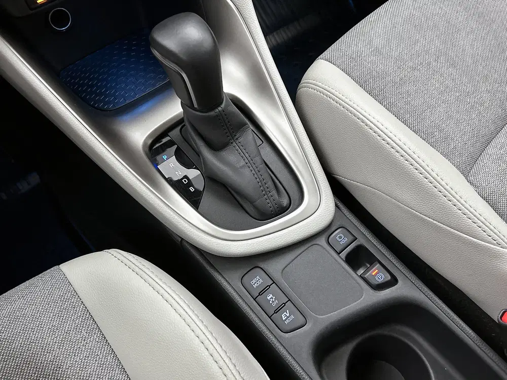 Toyota Yaris 1.5 Hybrid Executive uit 2023, foto 12