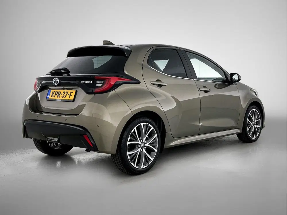 Toyota Yaris 1.5 Hybrid Executive uit 2023, foto 2
