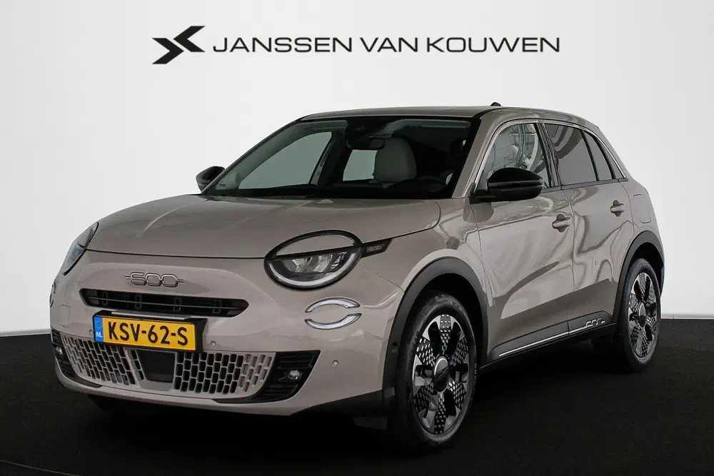 Fiat 600 1.2 Hybrid La Prima Leder Stoelverwarming uit 2025