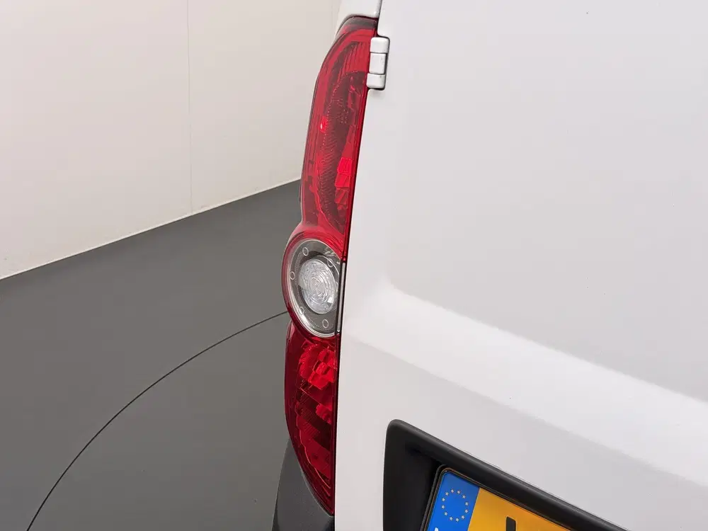 Fiat Doblo Doblò Cargo 1.6 MJ L1H1 uit 2021, foto 6
