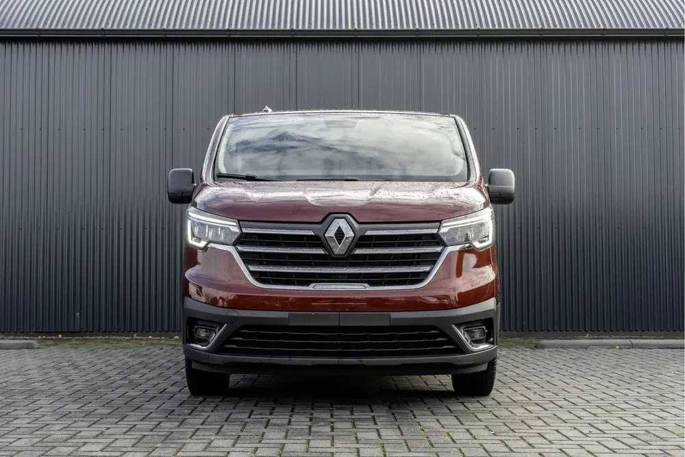 Renault Trafic *Blue dCi 150PK uit 2024, foto 2