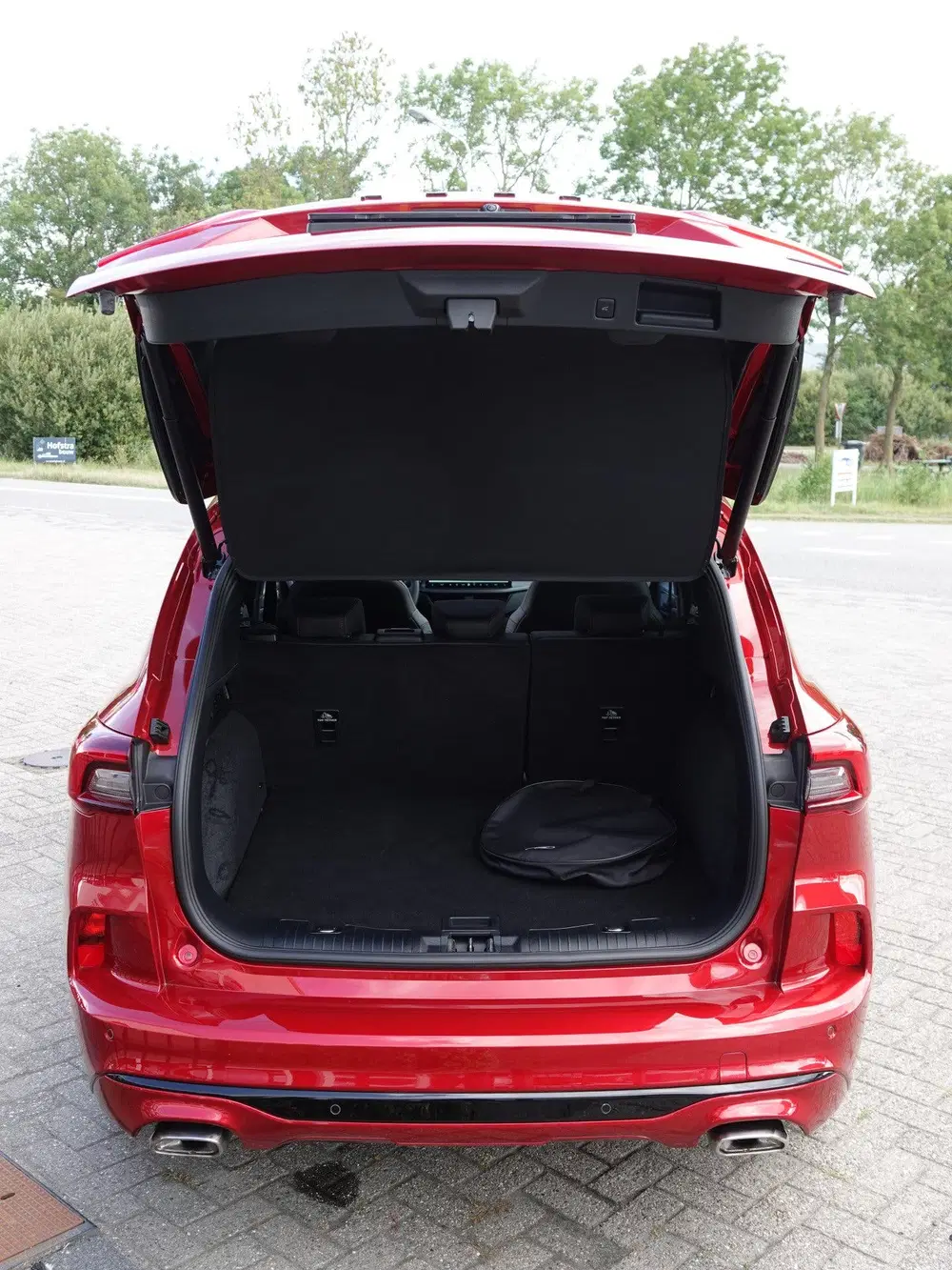Ford Kuga 2.5 PHEV ST-Line X PANO uit 2024, foto 11