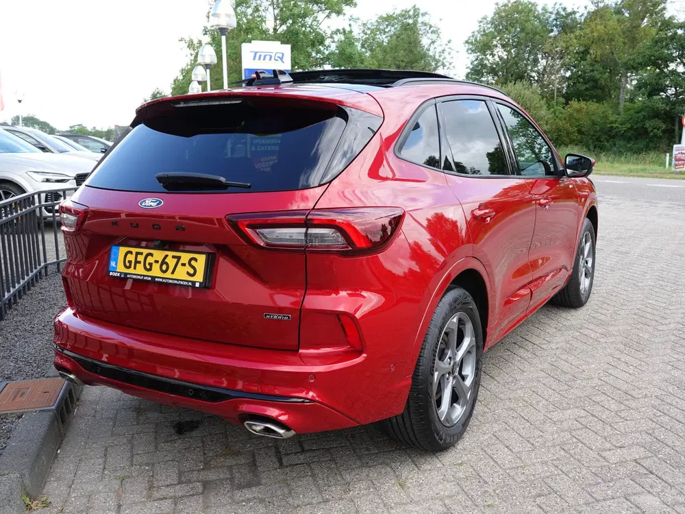 Ford Kuga 2.5 PHEV ST-Line X PANO uit 2024, foto 3
