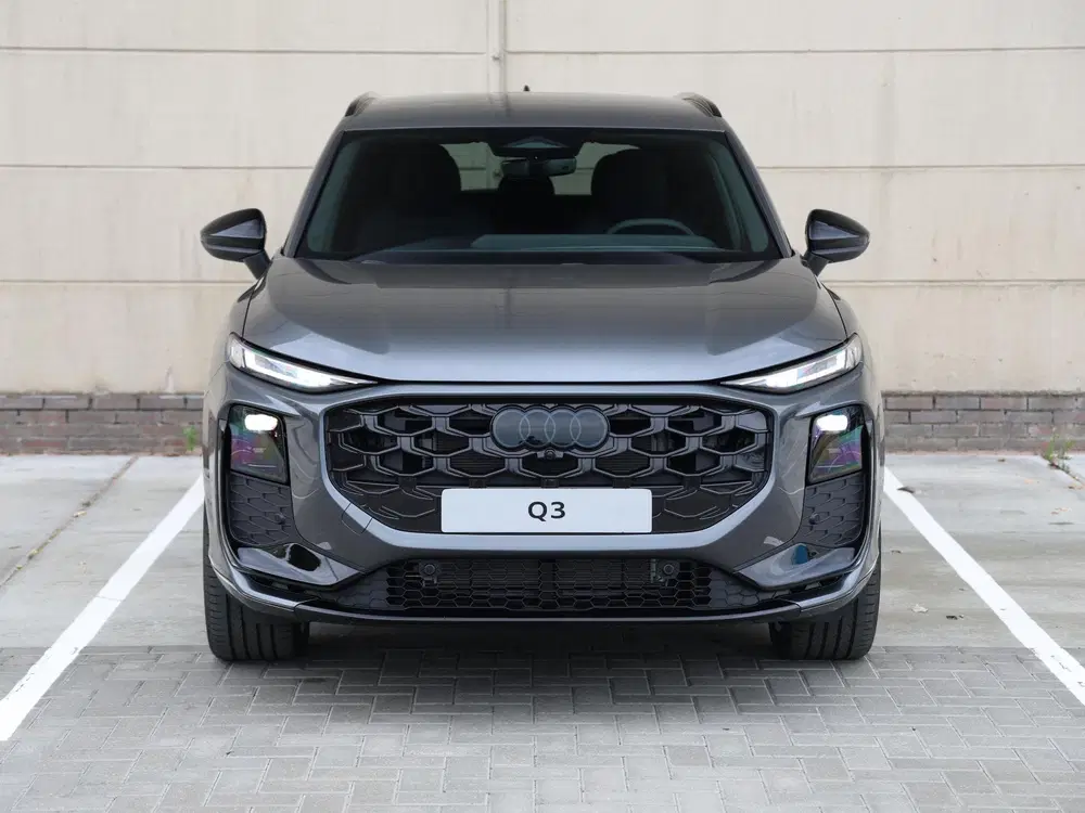 Audi Q3 S edition e-hybrid 272 PK SUV uit 2026, foto 4