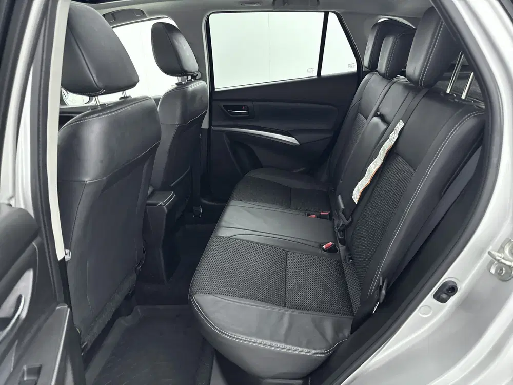 Suzuki S-Cross 1.4 Boosterjet Style Smart Hybrid uit 2023, foto 14
