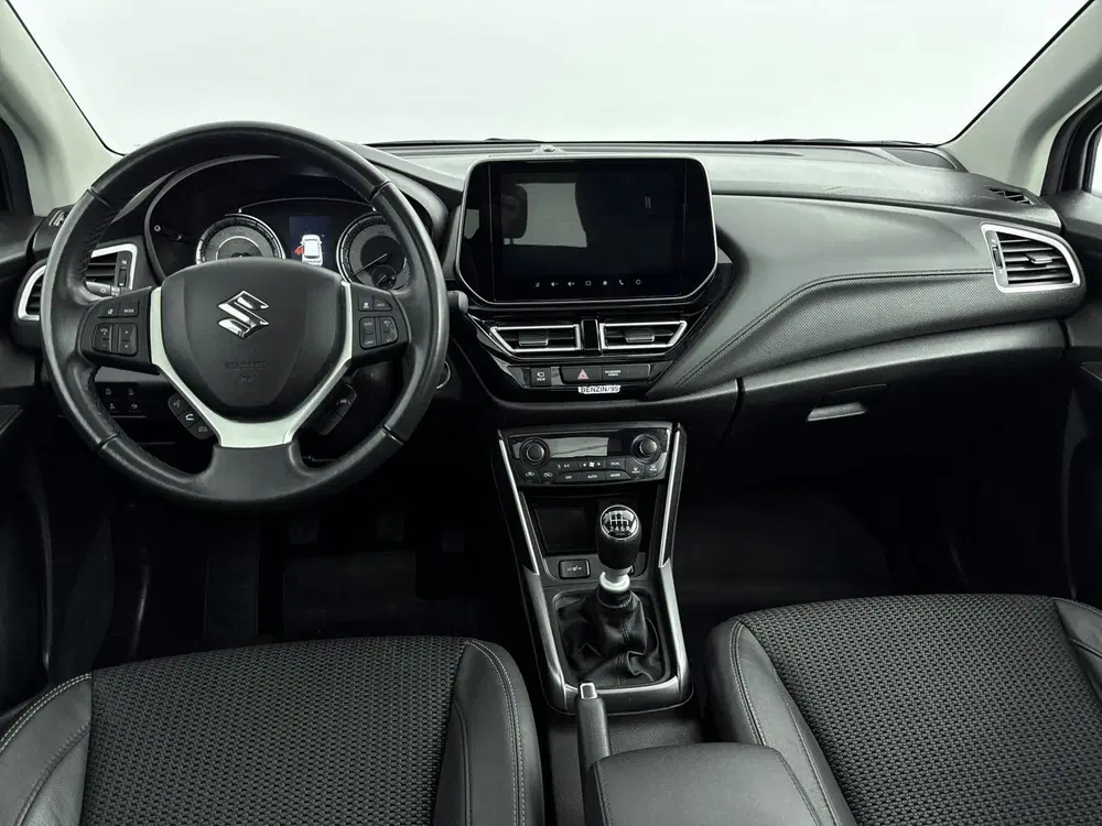 Suzuki S-Cross 1.4 Boosterjet Style Smart Hybrid uit 2023, foto 4