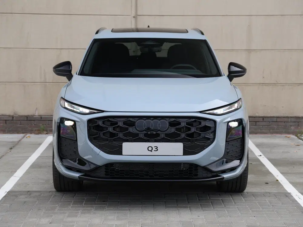 Audi Q3 S edition e-hybrid 272 PK SUV uit 2026, foto 4