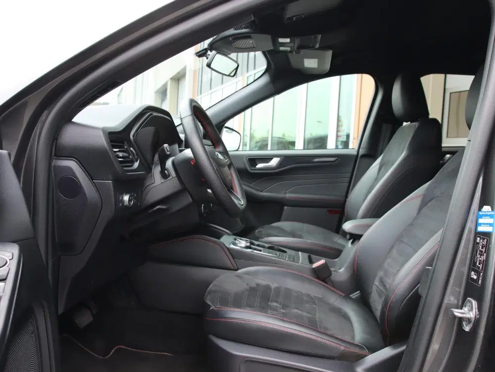 Ford Kuga 2.5 PHEV 225PK ST-Line X uit 2022, foto 5