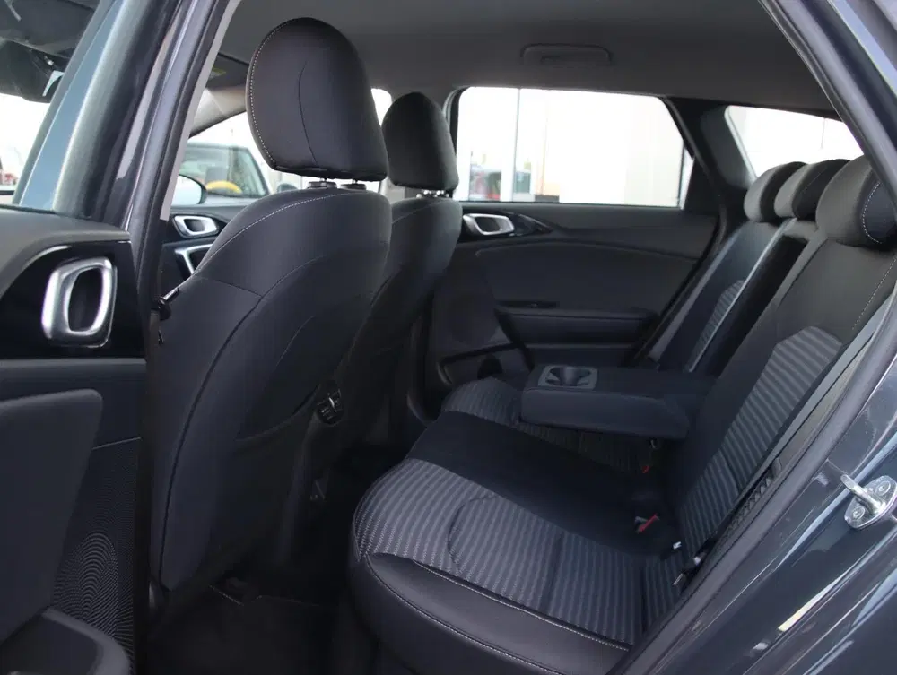 Kia Ceed 1.6 GDI PHEV 140PK DynamicPlusLine uit 2022, foto 6