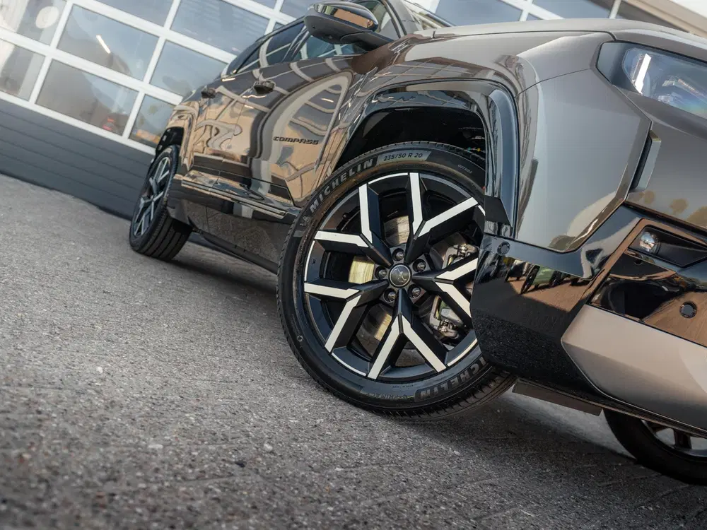 Jeep Compass First Edition 74 kWh uit 2026, foto 4