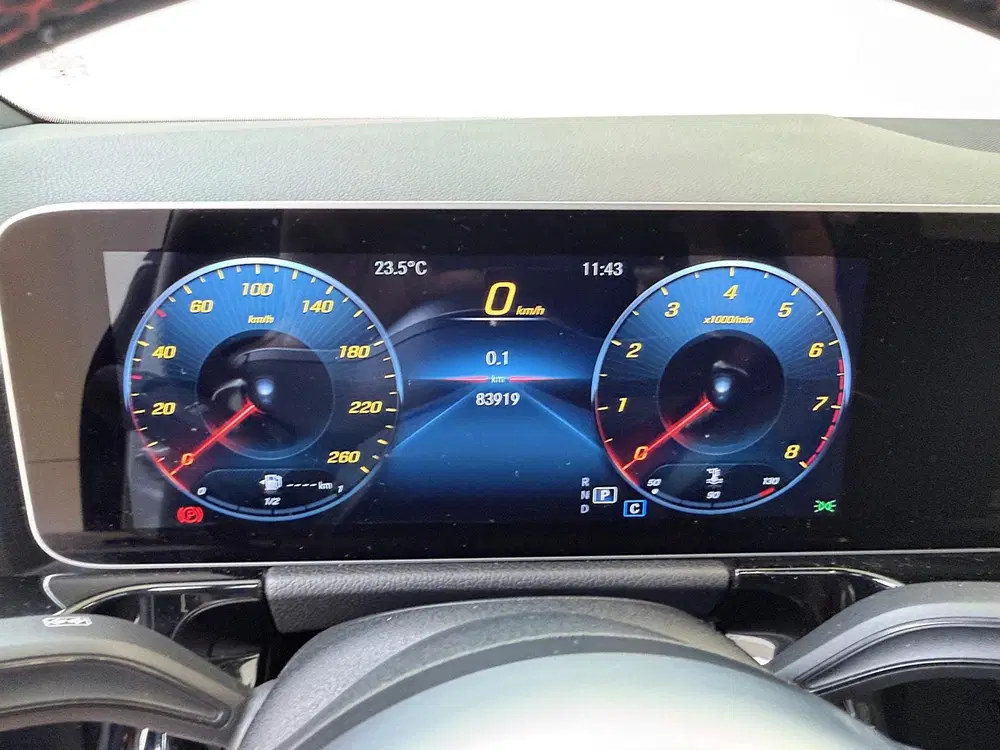 Mercedes-Benz B-Klasse 180 Business Solution AMG uit 2020, foto 11