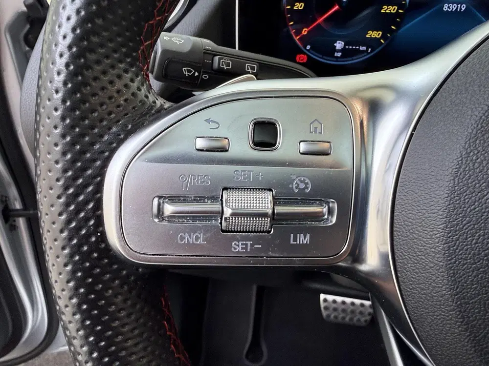 Mercedes-Benz B-Klasse 180 Business Solution AMG uit 2020, foto 12