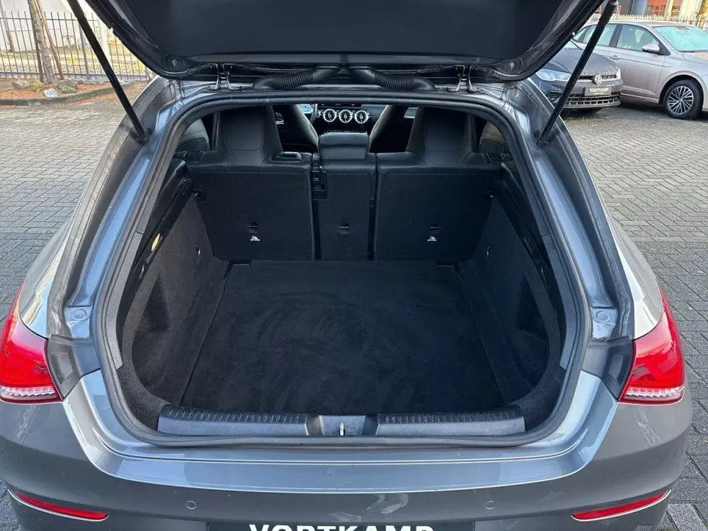 Mercedes-Benz CLA CLA 180 AMG SHOOTING BRAKE PANO-DAK uit 2022, foto 10