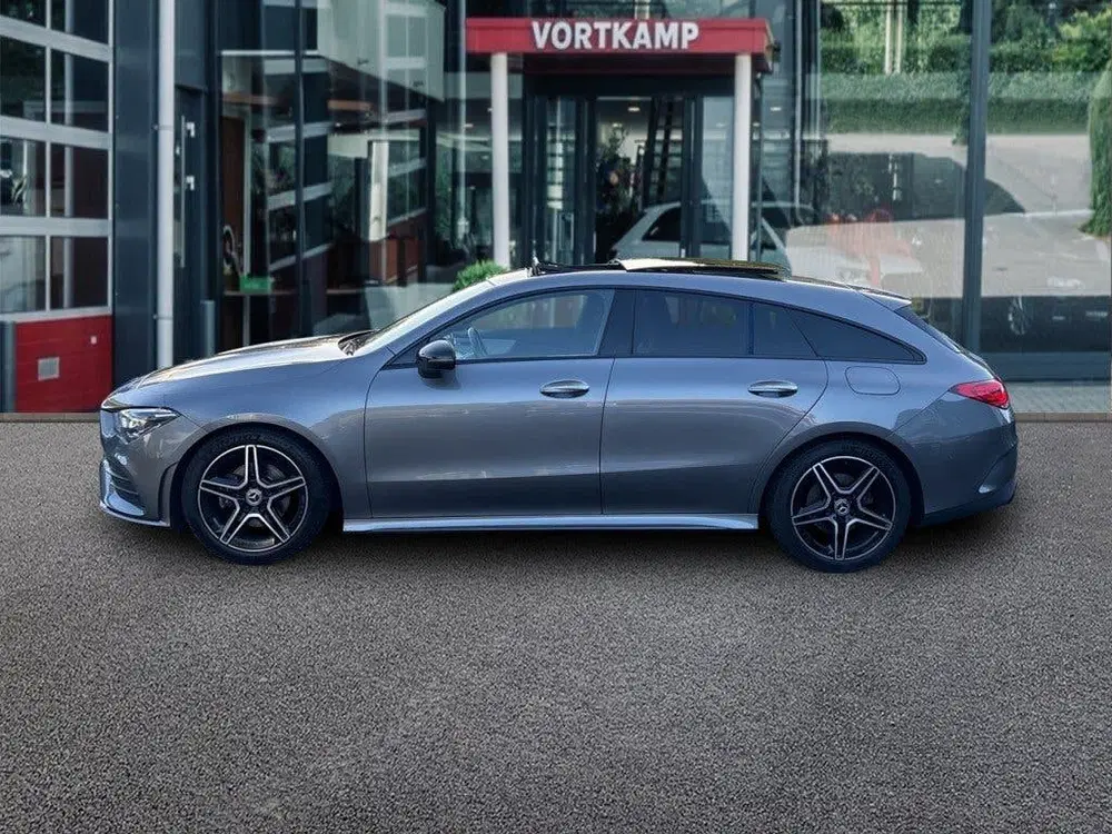 Mercedes-Benz CLA CLA 180 AMG SHOOTING BRAKE PANO-DAK uit 2022, foto 8