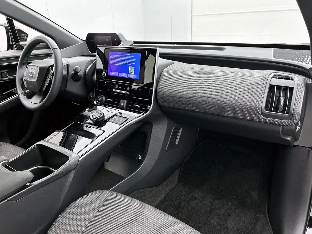 Toyota bZ4X Active 71 kWh ACC uit 2025, foto 6