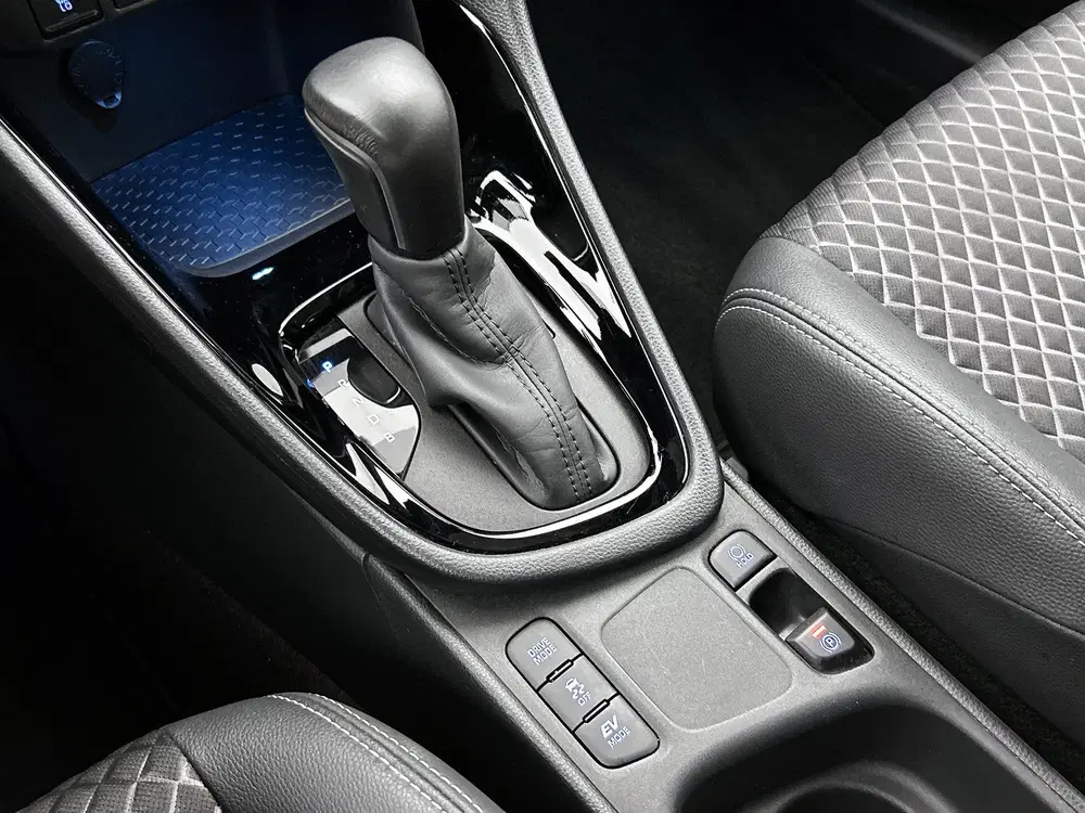 Toyota Yaris 1.5 Hybrid Executive uit 2022, foto 12