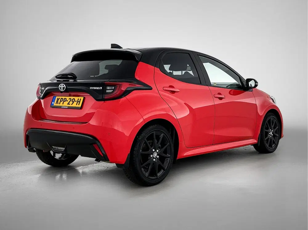 Toyota Yaris 1.5 Hybrid Executive uit 2022, foto 2