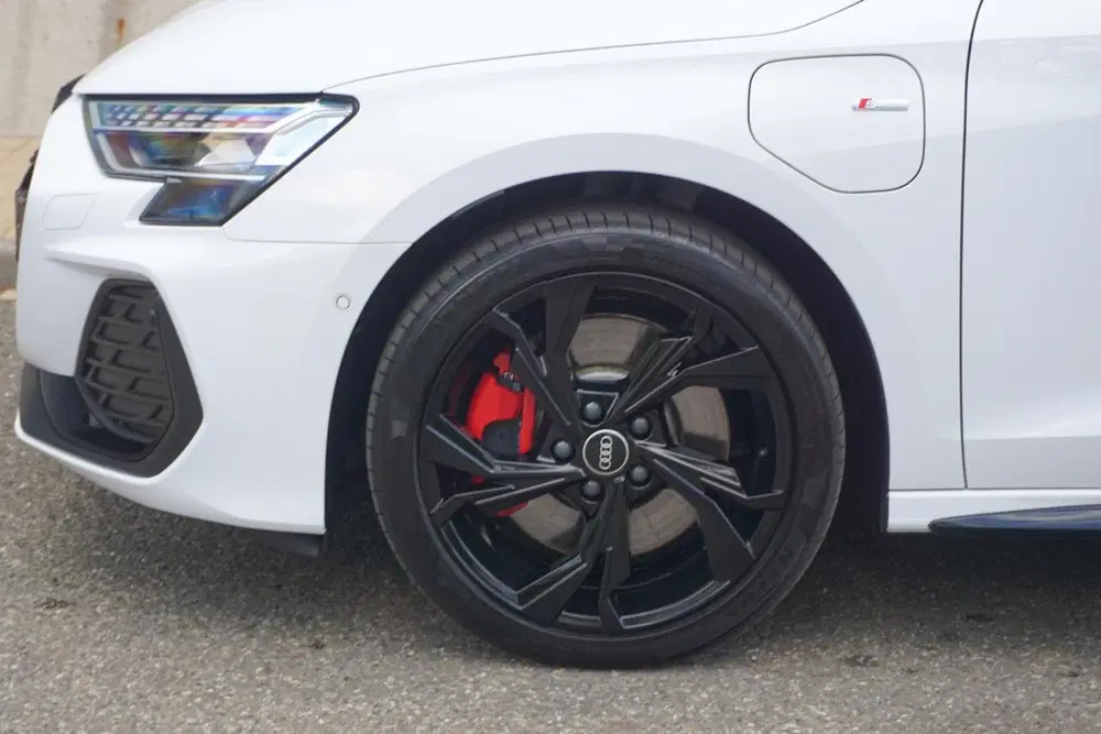 Audi A3 45 TFSIe 272pk S Edition Competition uit 2025, foto 12