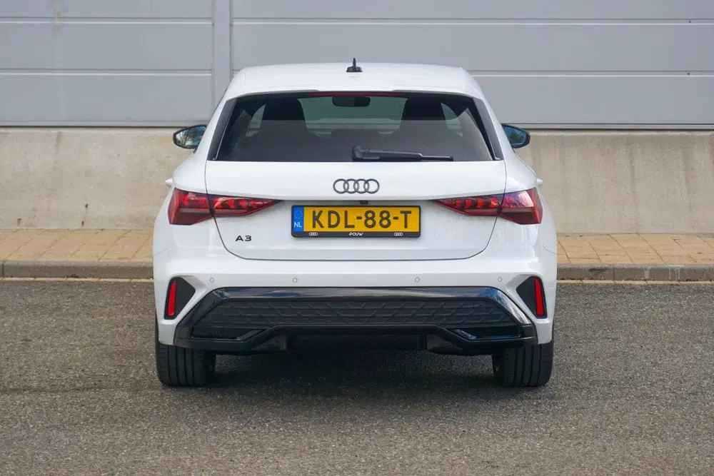 Audi A3 45 TFSIe 272pk S Edition Competition uit 2025, foto 9
