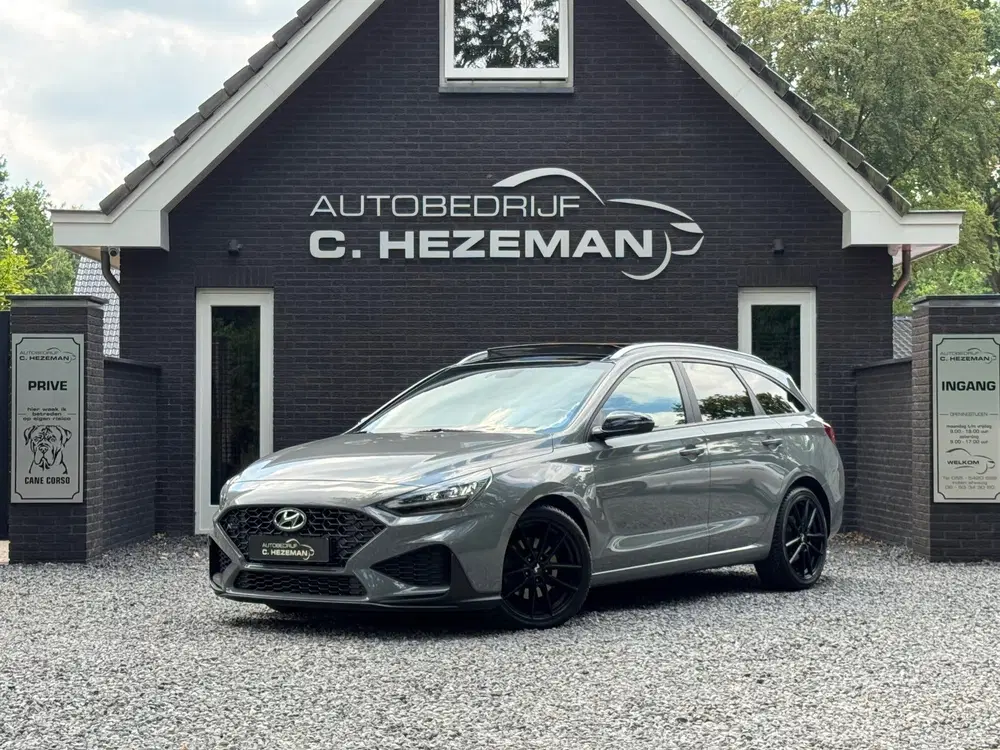 Hyundai i30 1.5 T-GDi 160PK MHEV N Line NARDO GREY PAN uit 2021, foto 2
