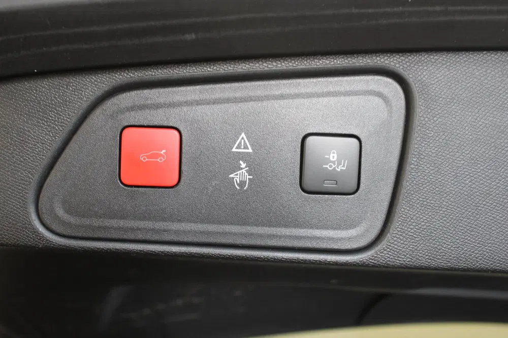 Peugeot 3008 1.2 PureTech Allure uit 2019, foto 14