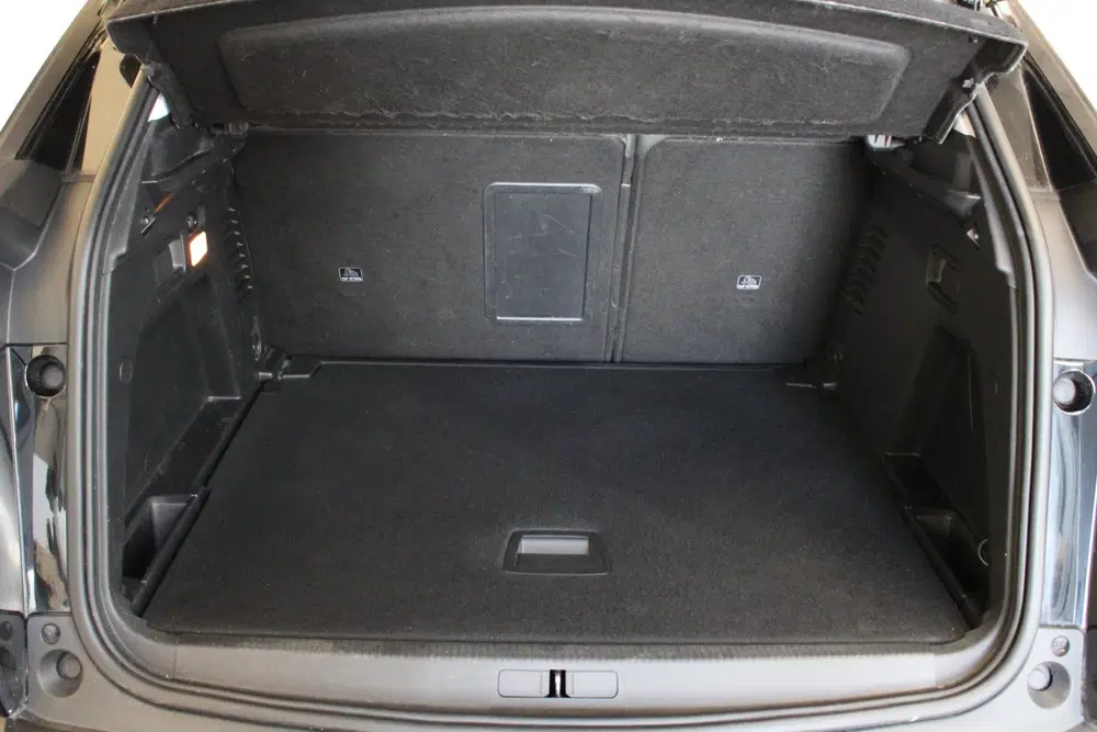 Peugeot 3008 1.2 PureTech Allure uit 2019, foto 7