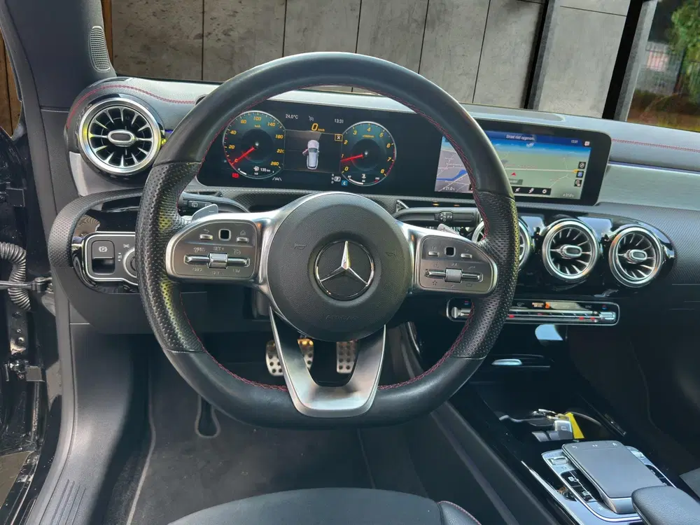 Mercedes-Benz CLA 220 Shooting Brake AMG Line Advantage uit 2021, foto 10