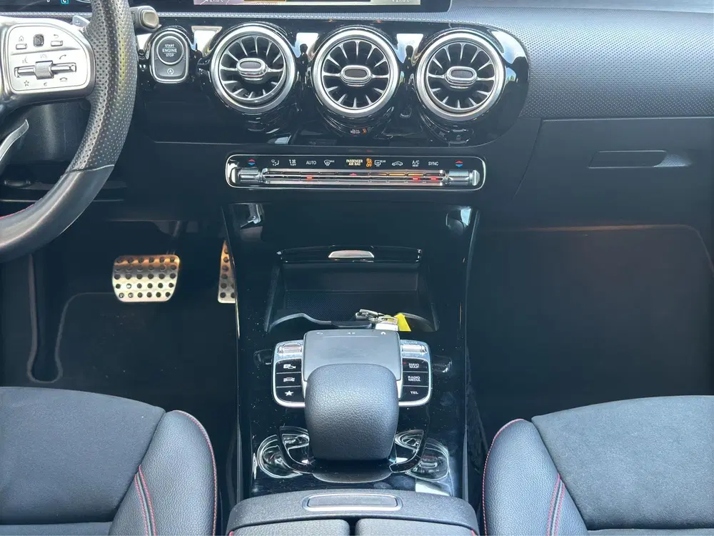 Mercedes-Benz CLA 220 Shooting Brake AMG Line Advantage uit 2021, foto 15
