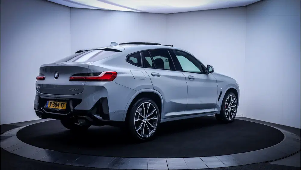 BMW X4 20iA M-SPORT High Executive ORIGINEEL NL. uit 2024, foto 5