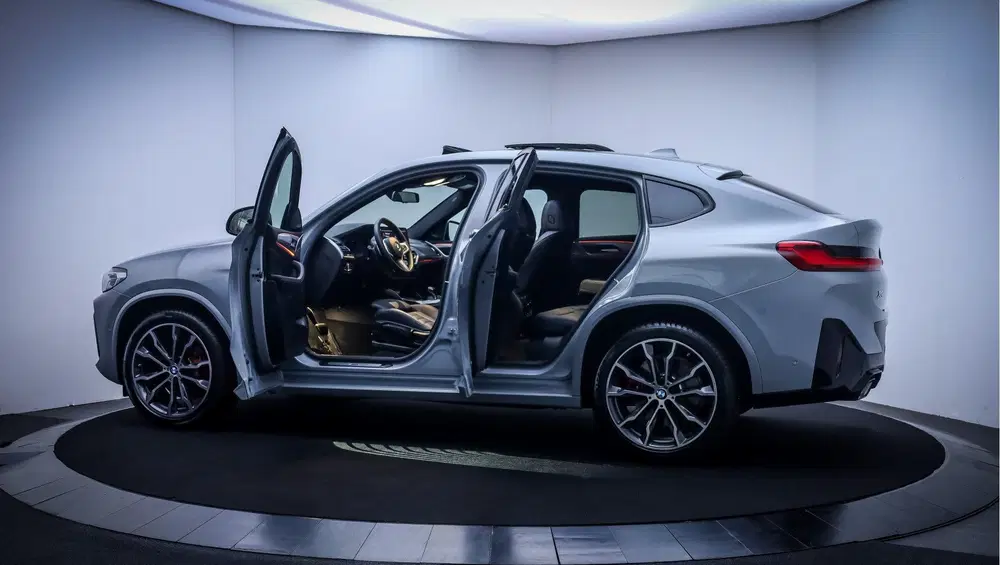 BMW X4 20iA M-SPORT High Executive ORIGINEEL NL. uit 2024, foto 9
