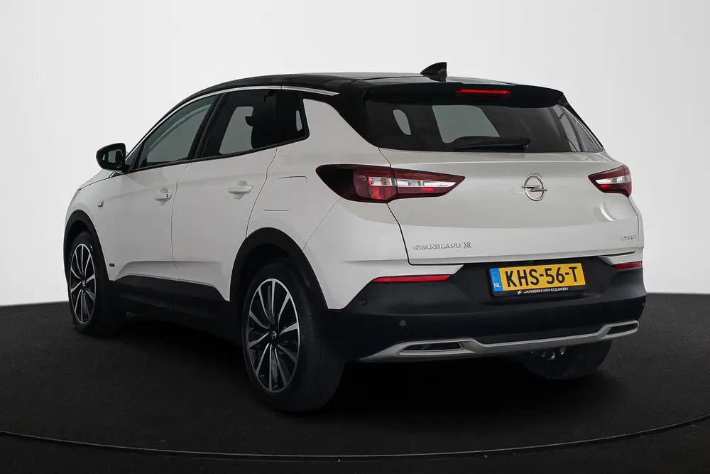 Opel Grandland 1.6 Turbo Hybrid Ultimate Stoelventilatie uit 2021, foto 4