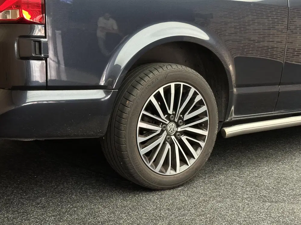 Volkswagen Transporter 2.0 TDI L2H1 30 DC Bulli achteruitrij uit 2024, foto 8
