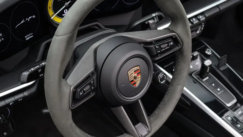 Porsche 911 3.8 Turbo S uit 2023, foto 13
