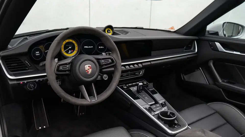 Porsche 911 3.8 Turbo S uit 2023, foto 8