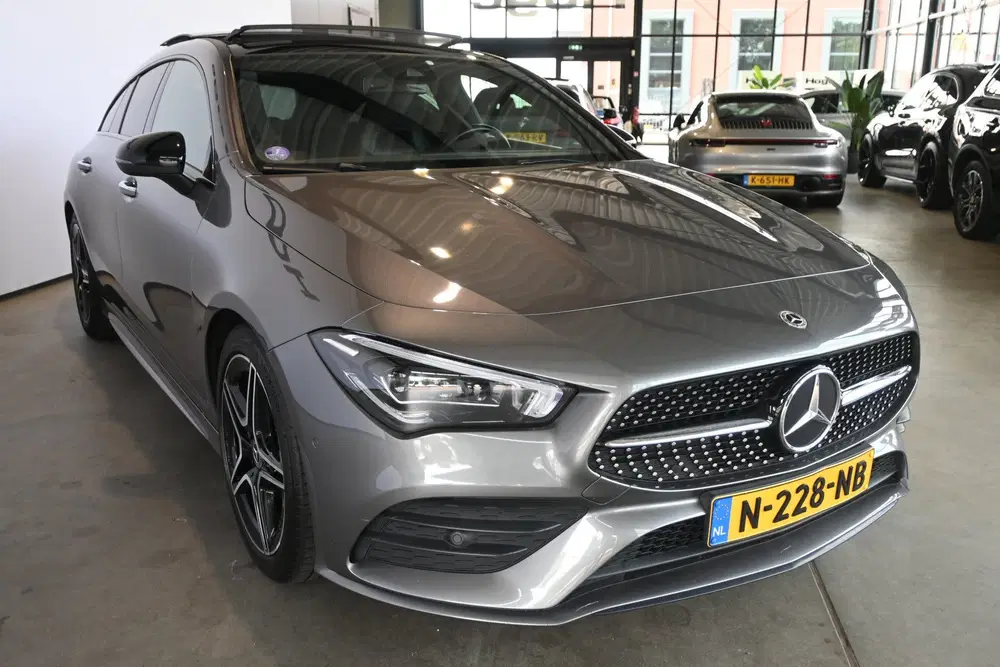 Mercedes-Benz CLA 180 Automaat Busines uit 2021, foto 5