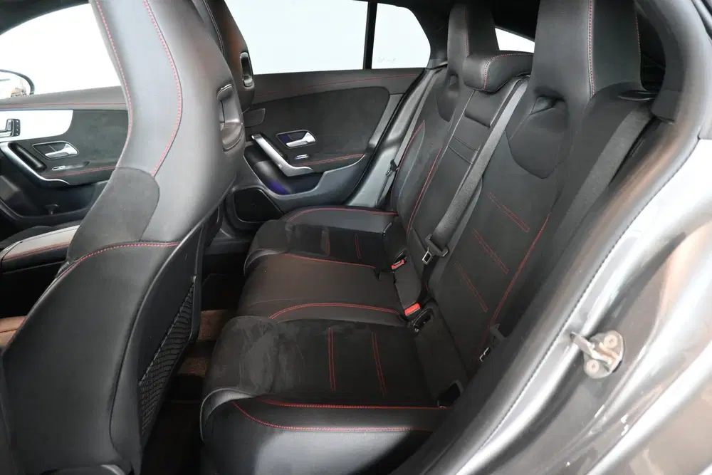 Mercedes-Benz CLA 180 Automaat Busines uit 2021, foto 8